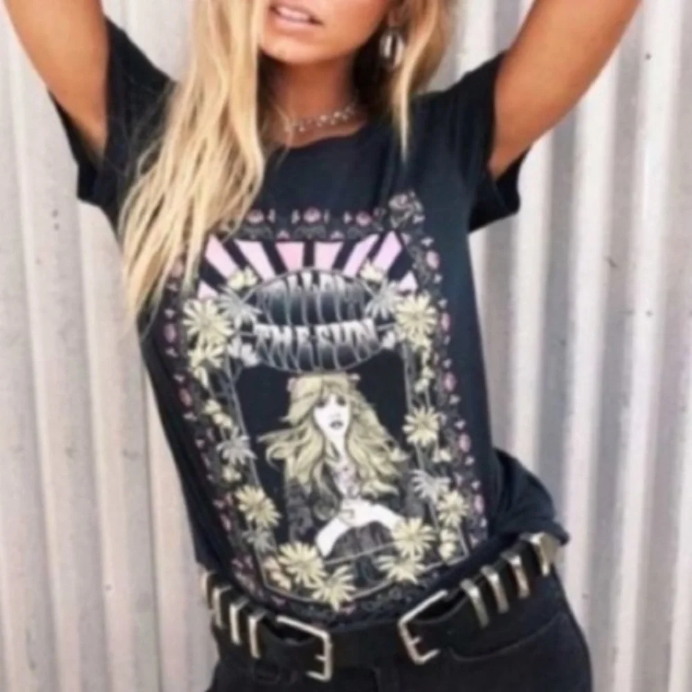 Stevie Nicks Follow The Sun Tee Shirt NWT - Picture 8 of 8